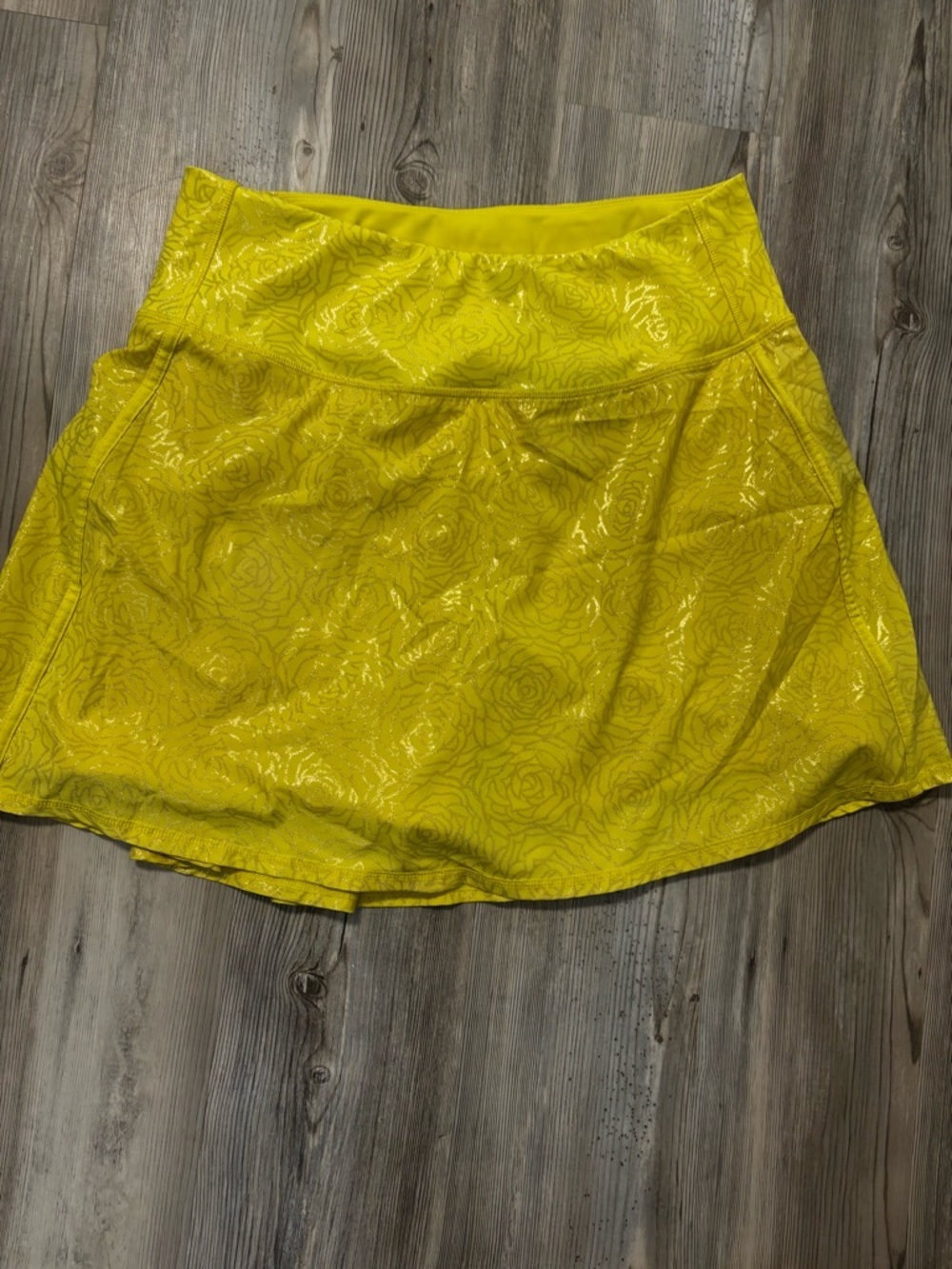 Crowned Athletics Yellow Floral Skort Skirt Athletic Tennis Workout XL - Picture 9 of 9